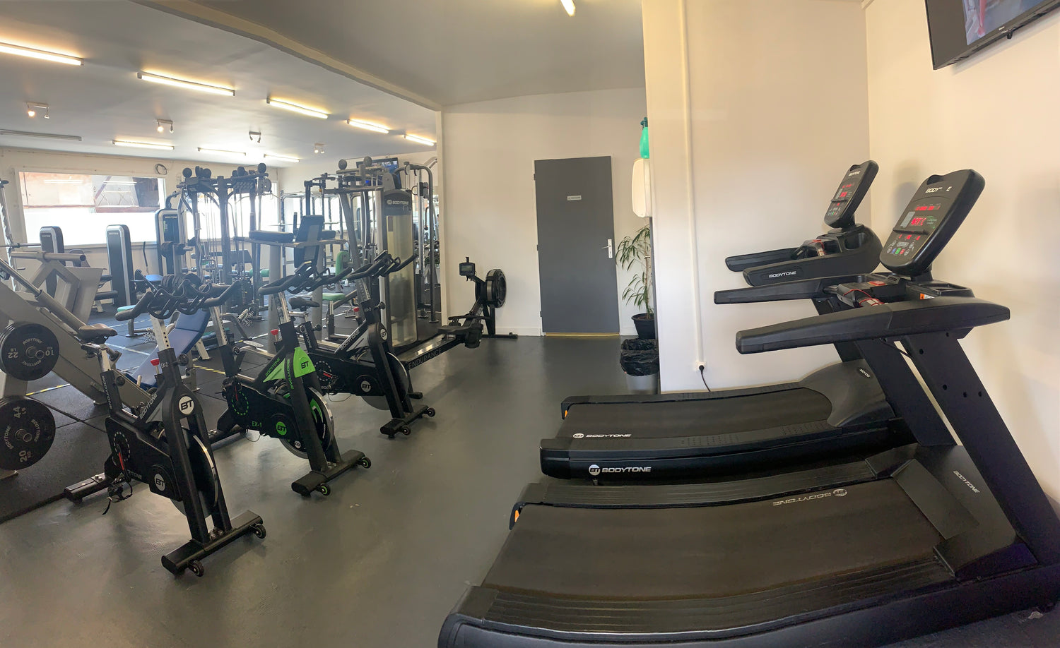 Photo du plateau de musculation de Studio Fit - Le club de sport qui vous coach